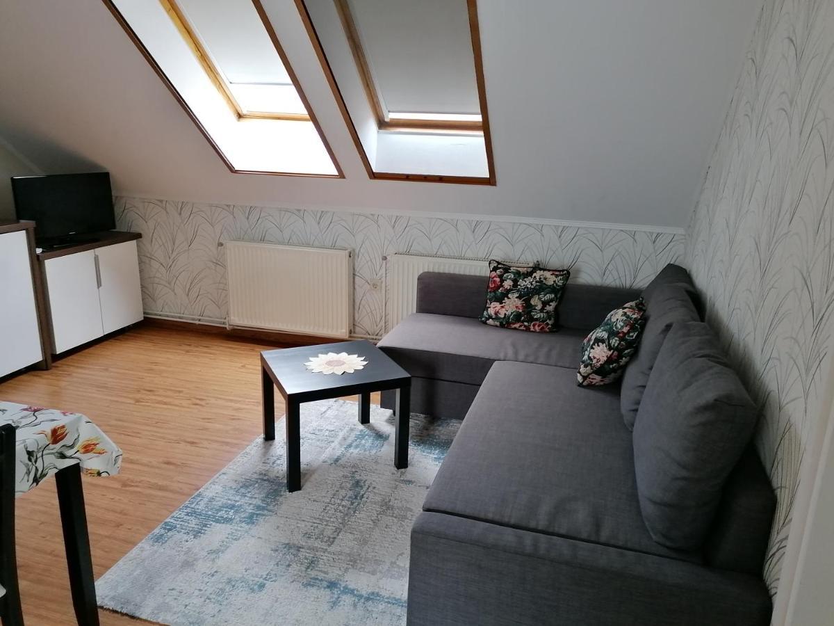 Fadora Apartman ティハニ エクステリア 写真